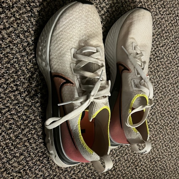 Nike infinity react. - Picture 2 of 4
